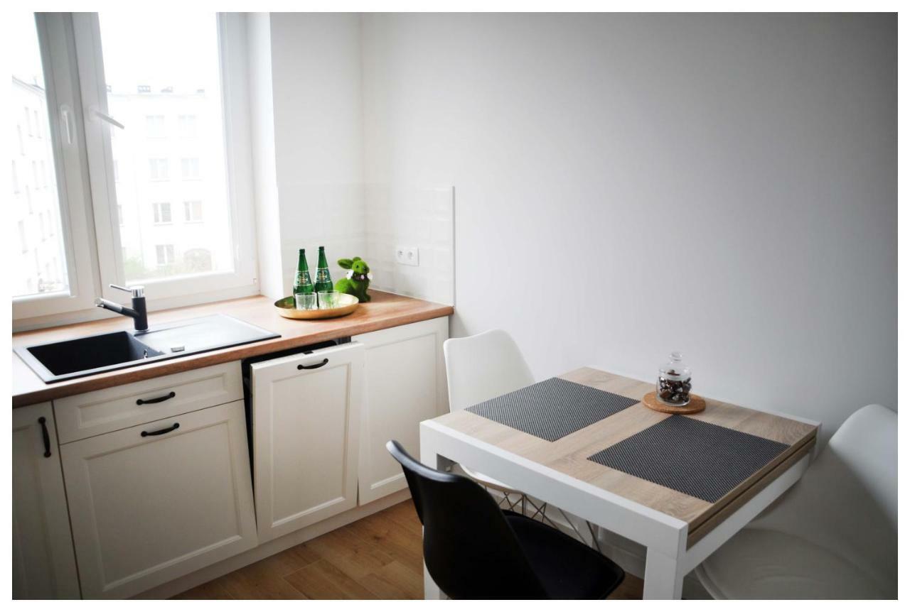 Color 24 Premium Apartment Сталова Вола Екстериор снимка