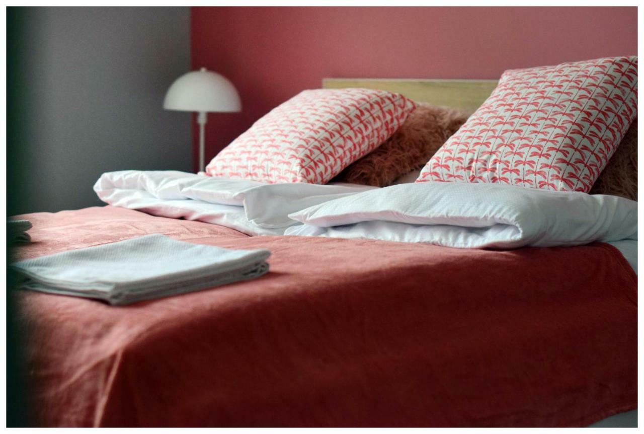 Color 24 Premium Apartment Сталова Вола Екстериор снимка